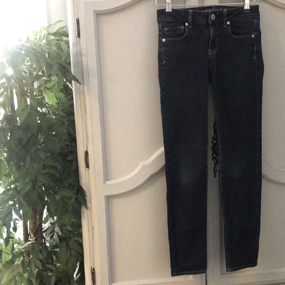 American Eagle Jeans - Picture 2 of 6